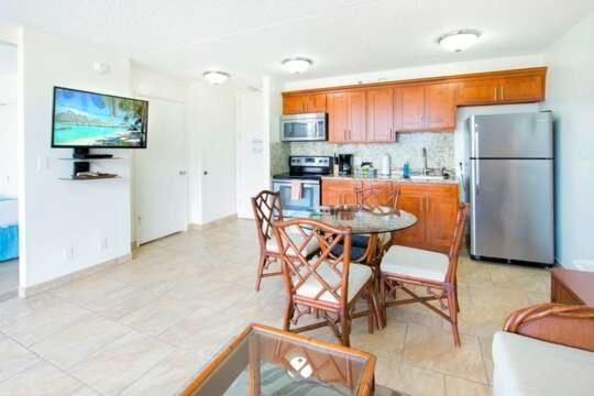 Deluxe Panoramic Mountain View Condo - 37Th Floor, Free Parking & Wifi Condo Honolulu Exteriör bild